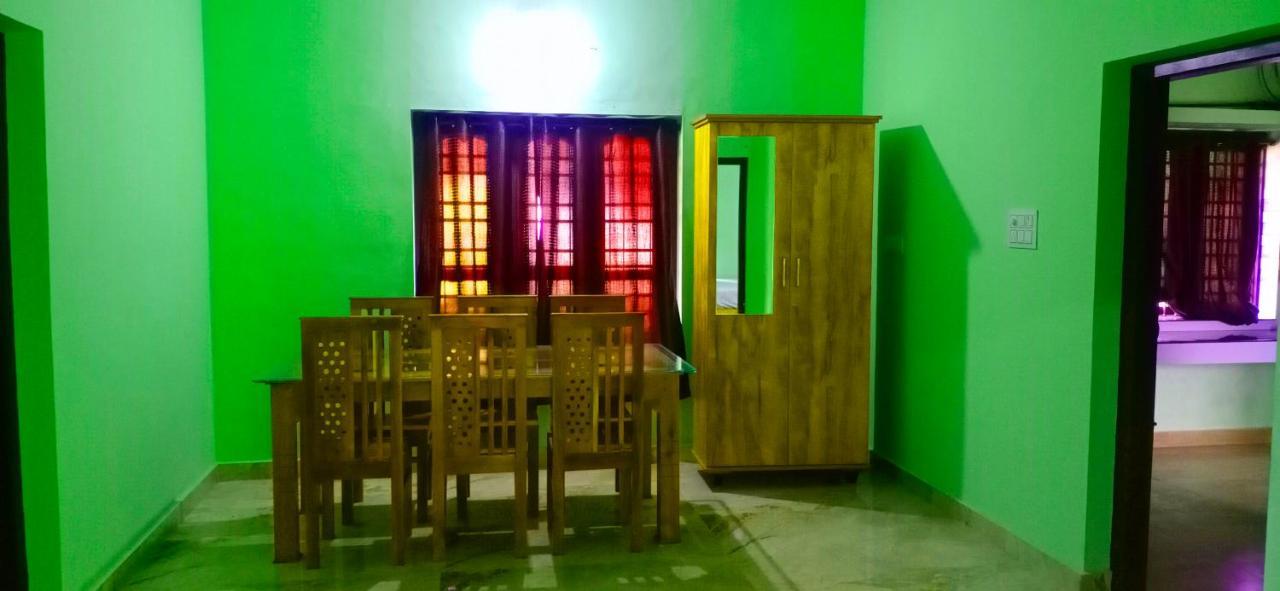 Empire Homestay Калпата Екстериор снимка