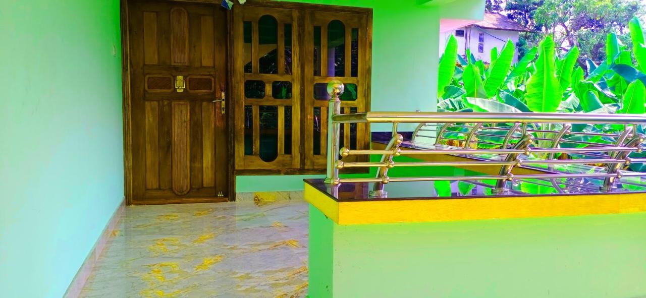 Empire Homestay Калпата Екстериор снимка