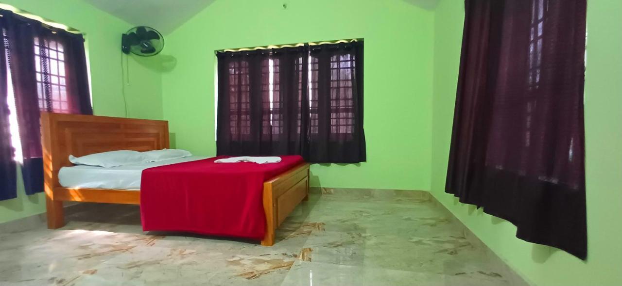 Empire Homestay Калпата Екстериор снимка